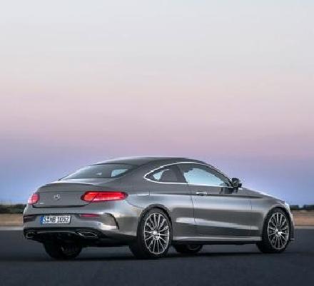 Instantly thrilling. The new C-Class Coupé.