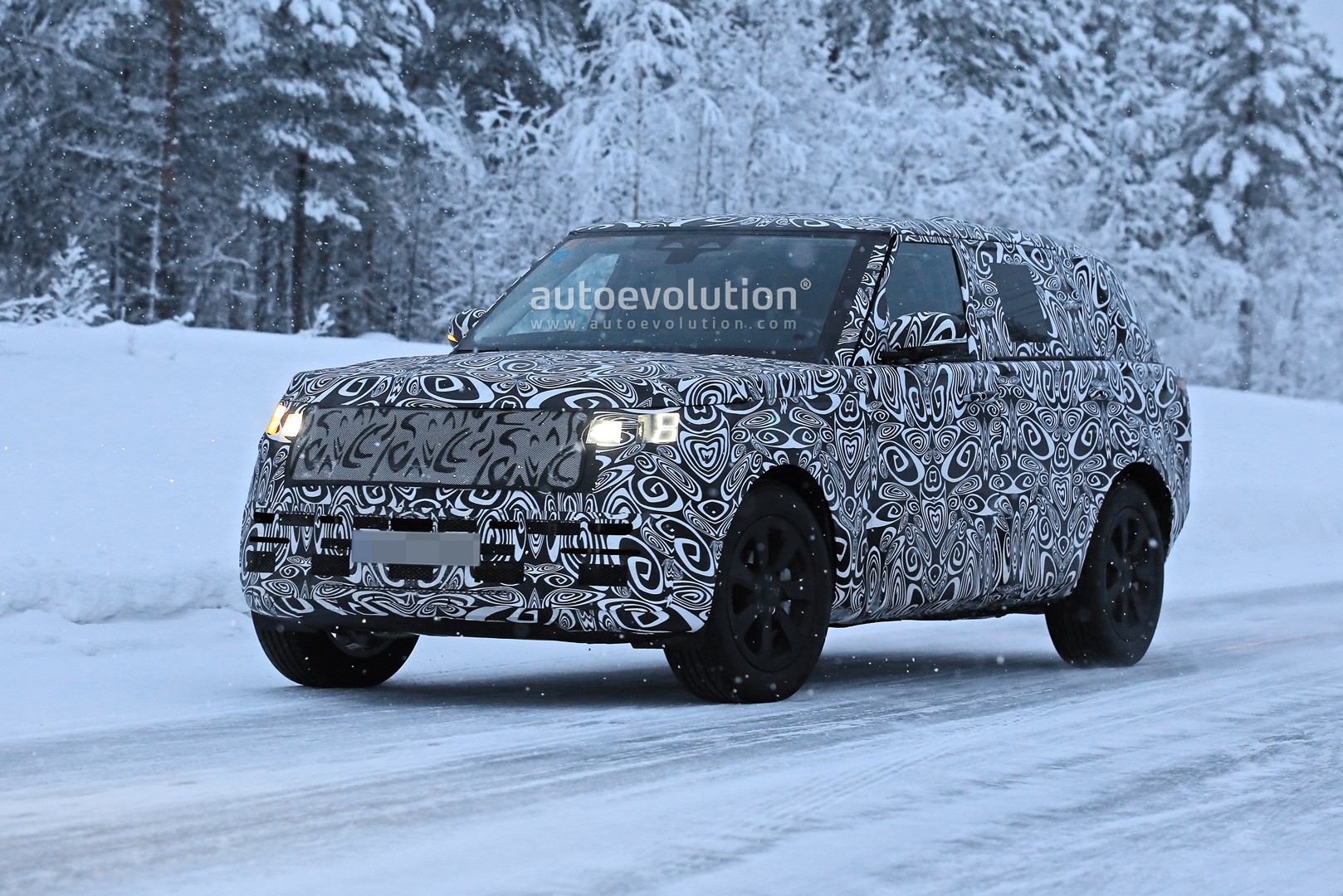 2022 Land Rover Range Rover Spy Shots