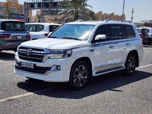 Toyota Land Cruiser GXR Grand Touring