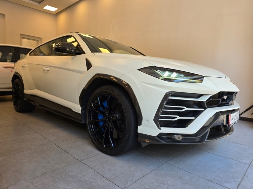 Lamborghini Urus  2020