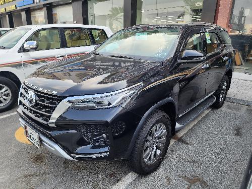 Toyota Fortuner 