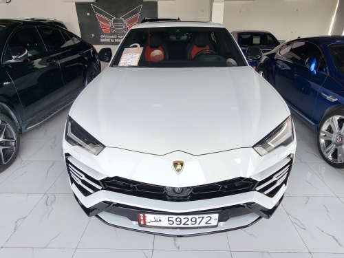 Lamborghini Urus  2019