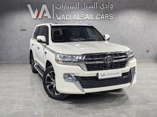 Toyota Land Cruiser VXR Grand Touring